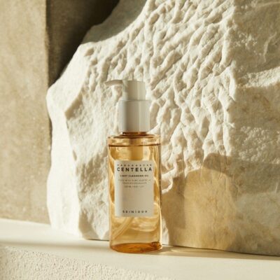 skin1004 cleanser madagascar centella light cleansing oil 36440241078518 900x