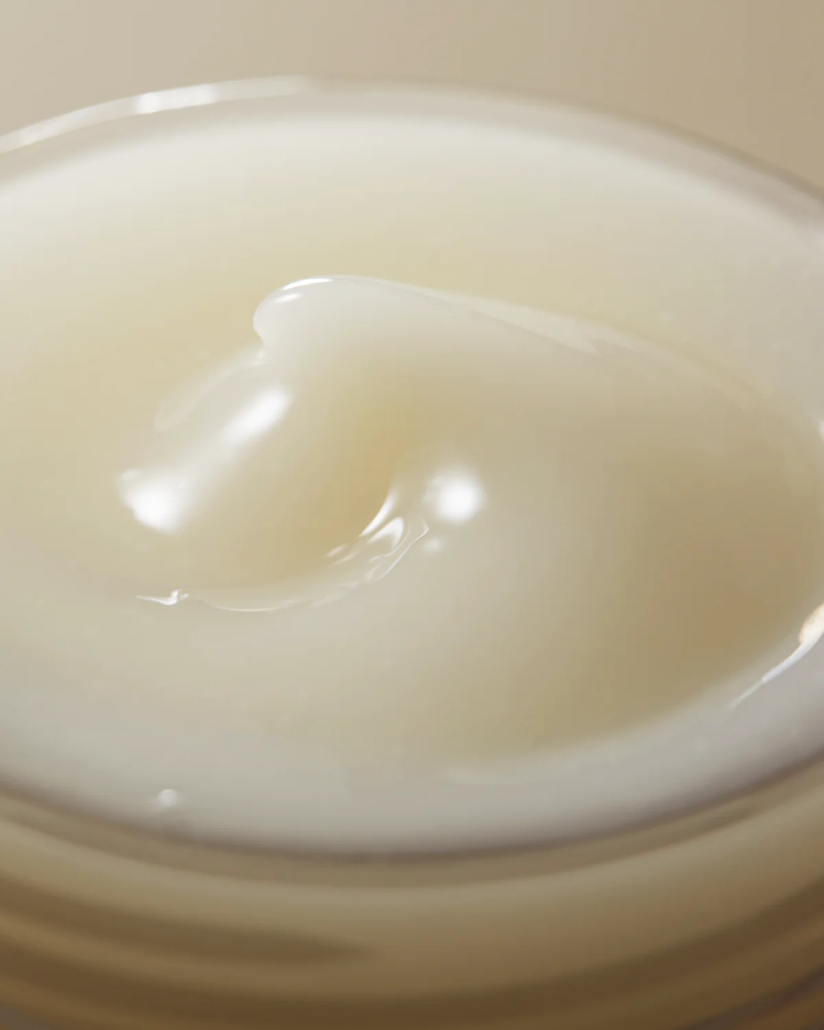 DarkSpotCorrectingGlowCream_4